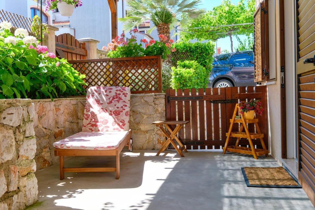 Apartments Enna Mali Lošinj Exterior foto