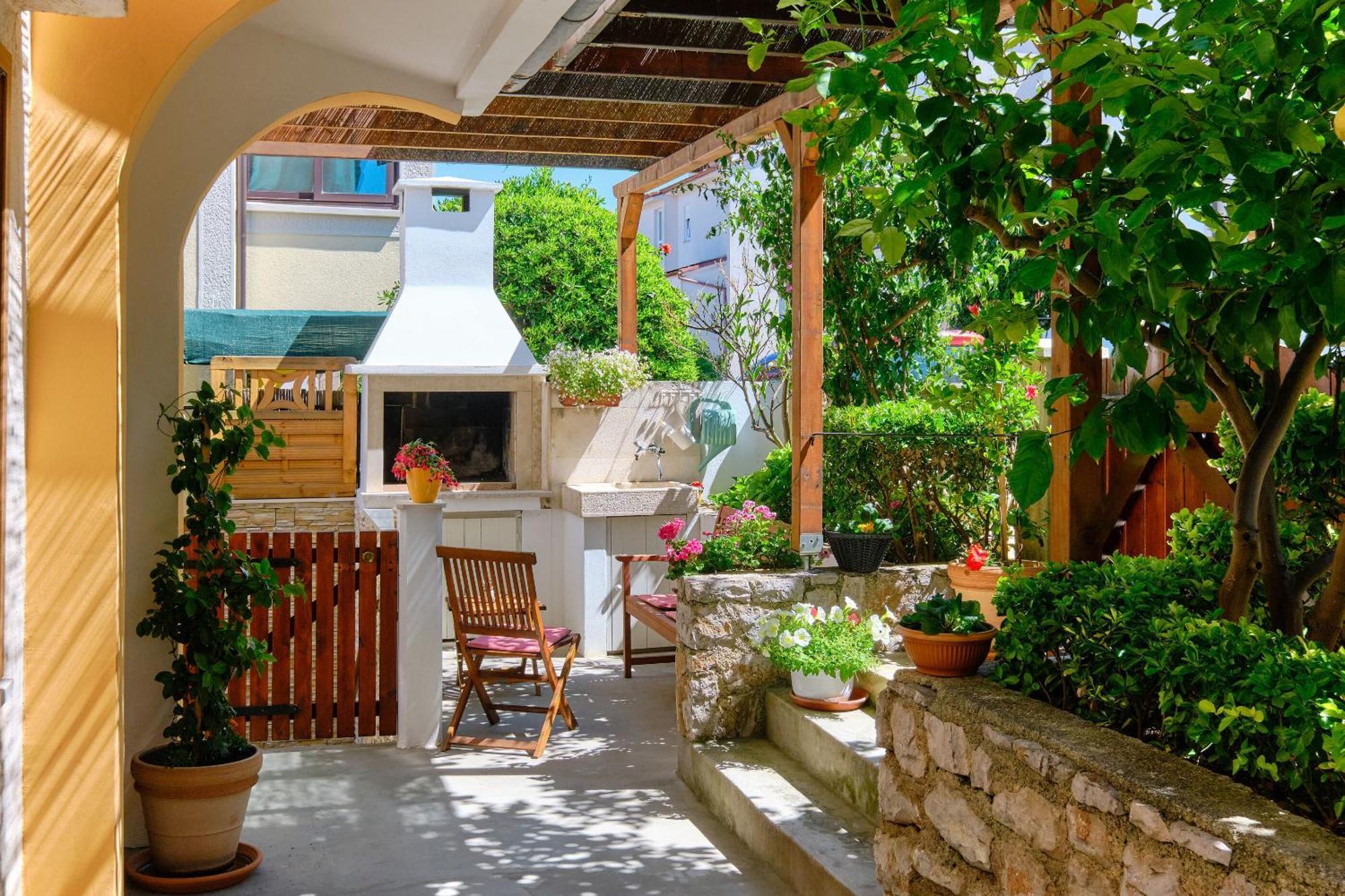 Apartments Enna Mali Lošinj Exterior foto